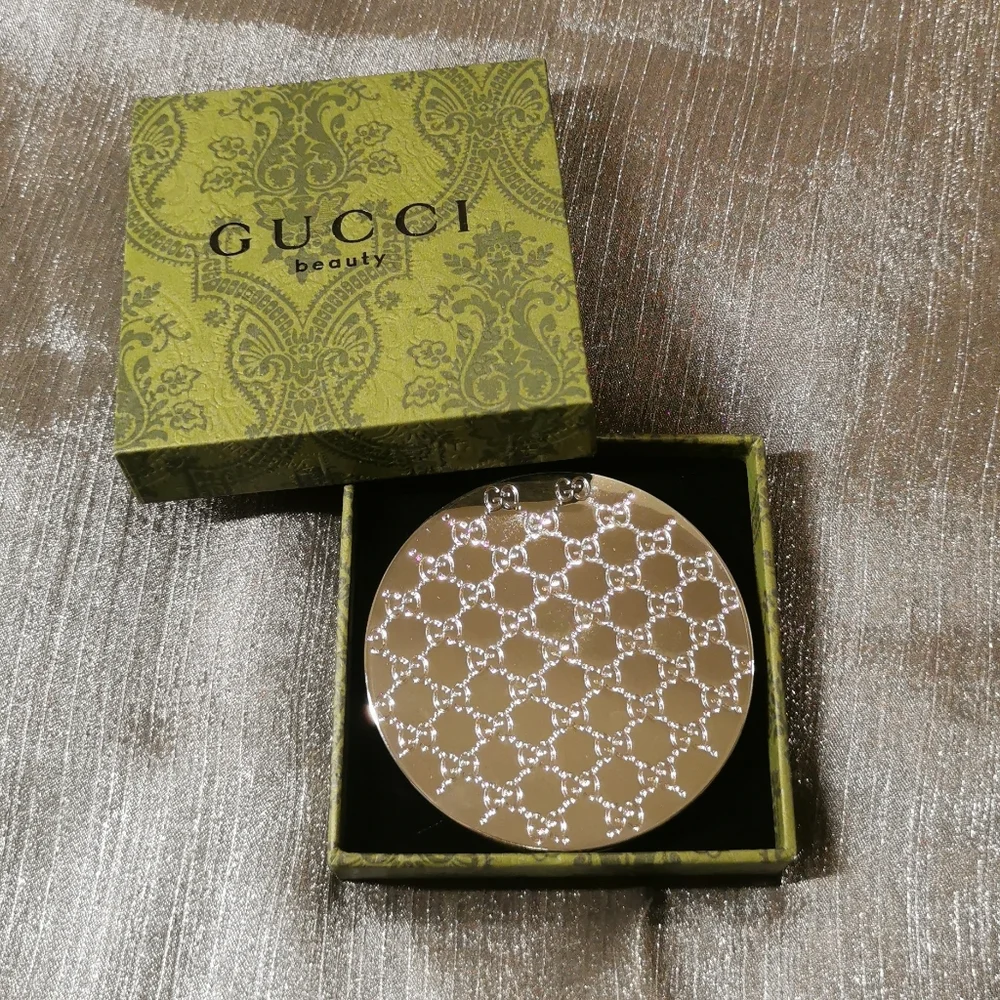 Gucci Parfume Mirror Duo Compact Mirror Gucci Mirror - Picture 1 of 7